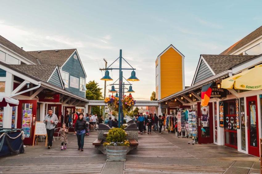 Steveston Waterfront Hotel Richmond Exterior photo
